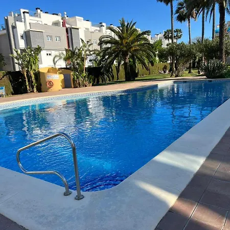 Service 아파트 데니아