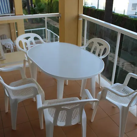 Service Apartment *
